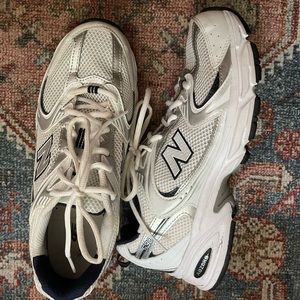 New Balance 530 sneakers!